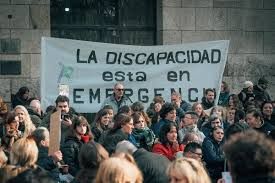 Prestadores y personas con discapacidad se concentran frente a la Agencia Nacional de Discapacidad