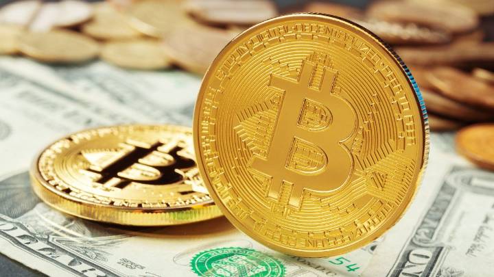 La presión cambiaria sigue a pesar del mercado cerrado: el dólar cripto roza los $1.500