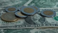 Peso gana terreno tras decisión en EU