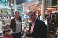 El gobernador Zamora recorrió la Feria del Libro