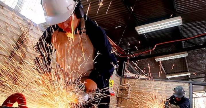 Ipom de septiembre: economistas ven que techo del PIB 2025 estará entre 2,5% y 2,75% y leve alza en inflación
