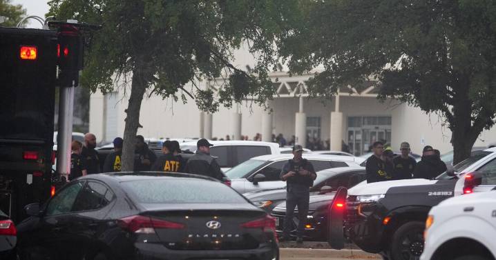 Gov. Abbott, Texas senators respond to deadly shooting at ICE facility in Dallas