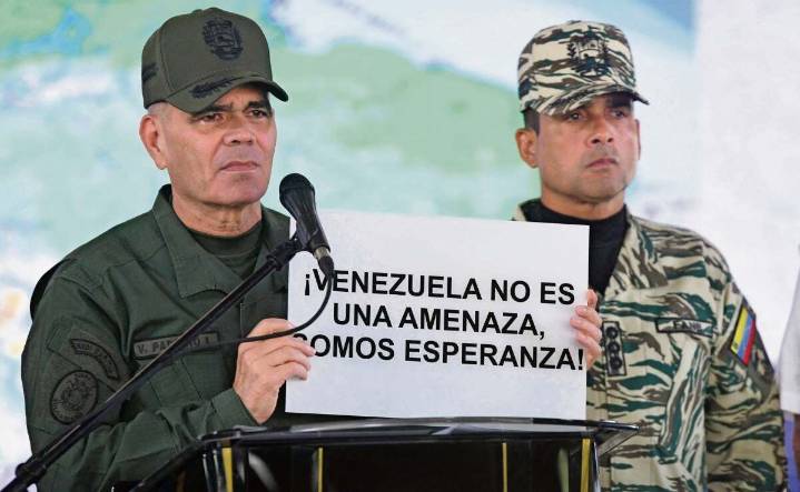Venezuela dice no querer guerra, amenaza a Guyana