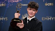 ¿Quién es Owen Cooper, el actor más joven en ganar un Emmy por la serie “Adolescencia”?