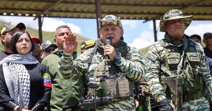 Diosdado Cabello amenaza con una guerra de 100 años a quien invada Venezuela