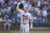 Deadspin | Wild-card candidates Padres, Mets up for battle
