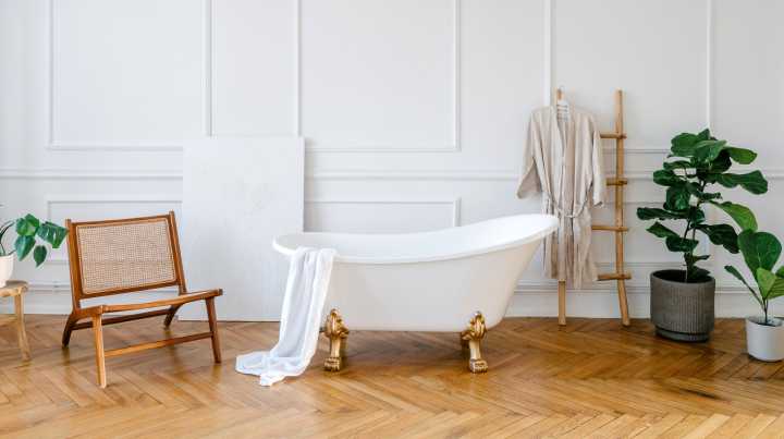 Are Soaking Tubs Overrated? Here's How To Know If They're Right For You