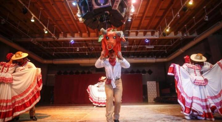Brilló el folclor en el CMA con “Toritos de México”