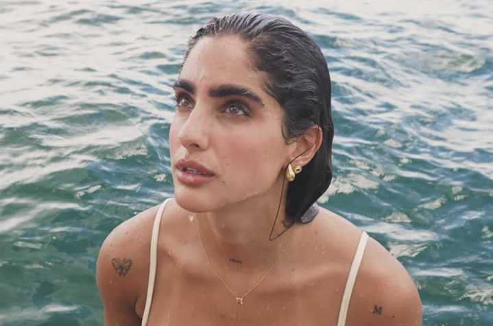 Isabella Ladera regresa a las redes tras escándalo con video íntimo ¡en bikini!