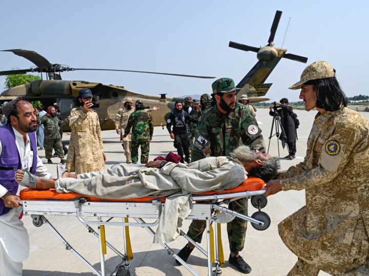 At least 800 people killed as earthquake hits eastern Afghanistan