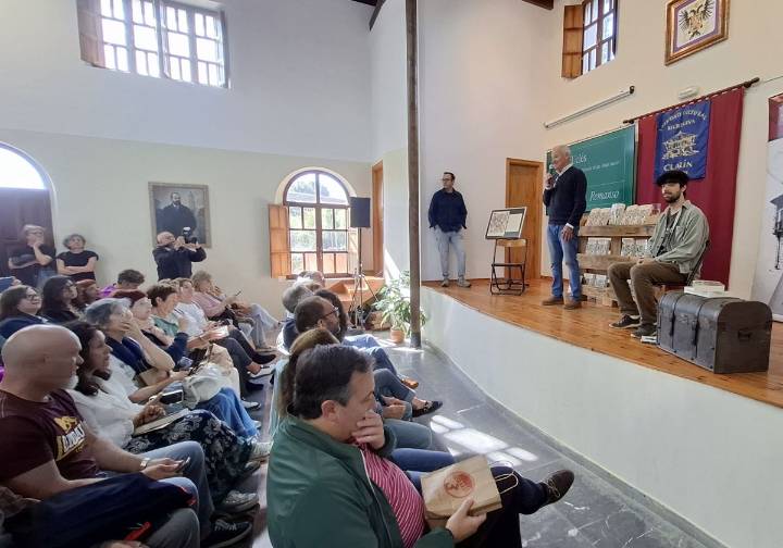 Las letras de David Uclés cautivan al público de Quintes