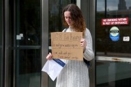 Immigration agents detain two at domestic violence courthouse