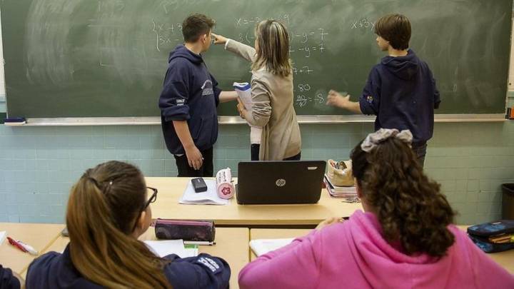 El Gobierno pretende reducir el número de alumnos por docente en aulas con escolares vulnerables