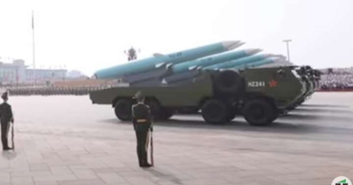 (VIDEO)Xi Jinping muestra el poderío militar chino a sus aliados Vladimir Putin y Kim Jong