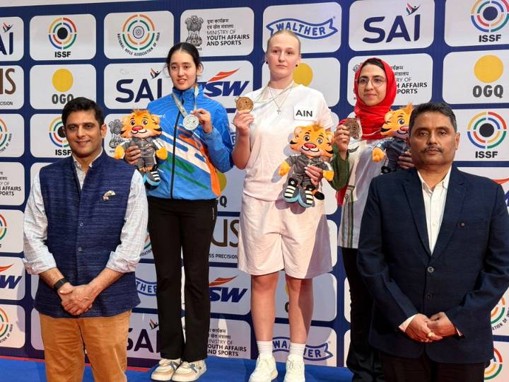 NRAI Chief Honors Shooters