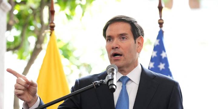 Marco Rubio: “Nicolás Maduro es un narcoterrorista fugitivo de la Justicia de Estados Unidos”