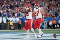Chiefs beat Giants to avoid first 0-3 start since 2011: Takeaways