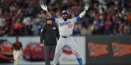 Teoscar Hernández, Shohei Ohtani lead Dodgers past Giants