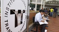 (VIDEO) INTT: conozca los nuevos cambios para realizar el trámite de traspaso de vehículos en Venezuela