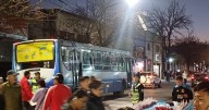 [URGENTE] Fuerte choque entre un colectivo y una camioneta en Av. San Martín