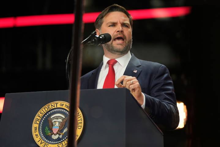 Trump VP JD Vance calls ex-Obama staffer ‘dips--