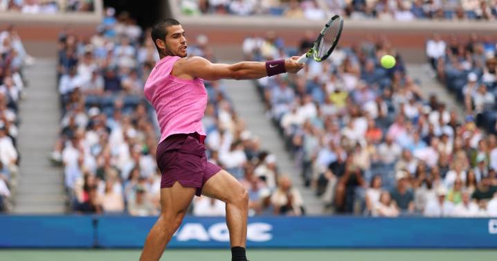Alcaraz beats Djokovic at the U.S. Open to meet Sinner for the 3rd Grand Slam final in a row