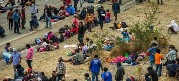 DESPLAZADOS huyen a México por violencia en sus países; EU ya no es opción: ACNUR