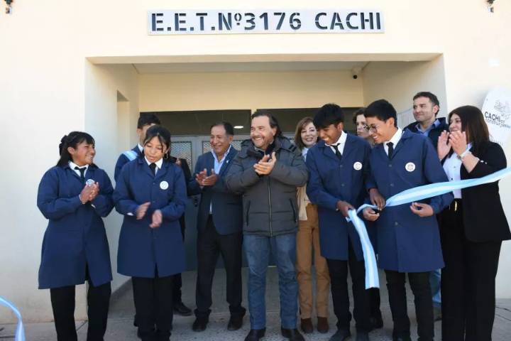 El Gobernador Sáenz inauguró la primera escuela técnica de Cachi