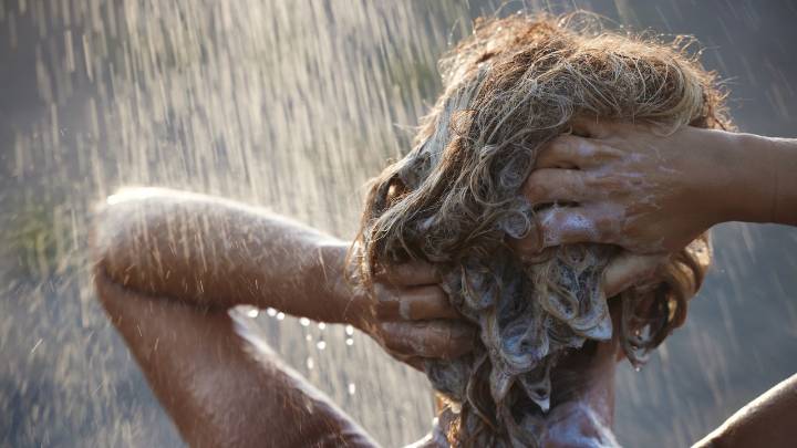 The Best Dandruff Shampoos for Flaky Scalps