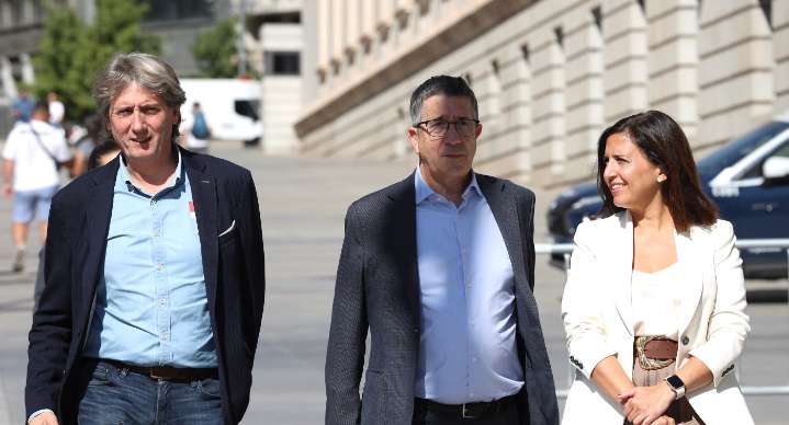 PSOE y Podemos confían en un cambio de gobierno en CyL
