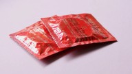 Sanidad espera que los preservativos sean gratis para jóvenes antes del fin de 2025