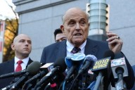 Giuliani resulta herido en un accidente automovilístico en New Hampshire
