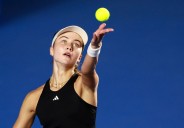 Tennis-Jovic edges Bartunkova to set up Guadalajara Open final with Arango