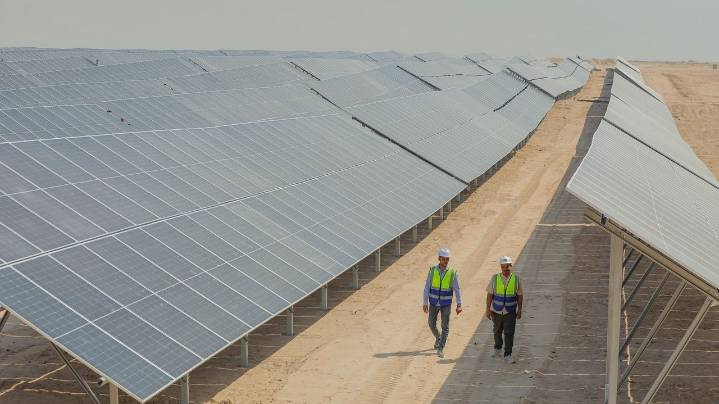 Iraq's first industrial-scale solar plant opens in Karbala desert to tackle electricity crisis