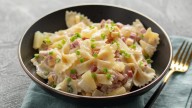 This Common Problem With Bowtie Pasta Might Convince You To Never Cook It Again