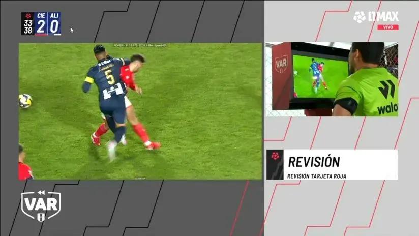 Todo mal para Alianza Lima: Carlos Zambrano expulsado por codazo a Santiago Arias [VIDEO]