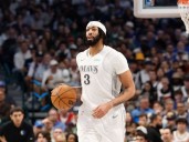 Anthony Davis no llegaría al partido inaugural