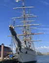 Buque escuela Cuauhtémoc regresa a Nueva York tras impacto con el puente de Brooklyn