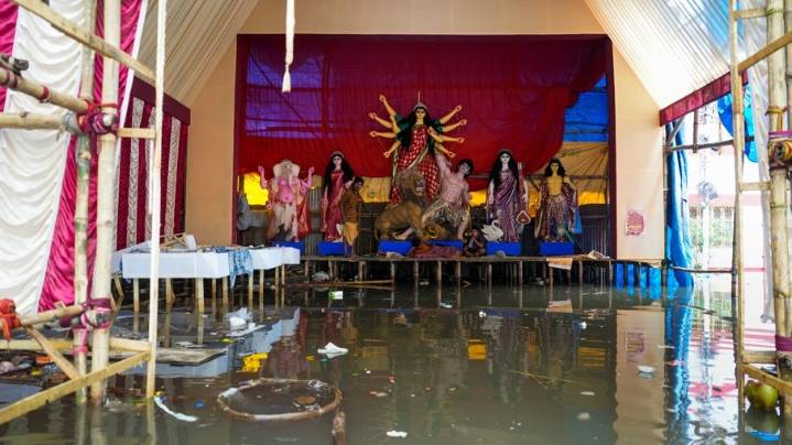 Kolkata reels from record rain in 40 years, more in store as Durga Puja nears