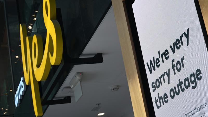 ‘Optus fails again:’ Senator calls for tougher penalties after deadly Optus outage