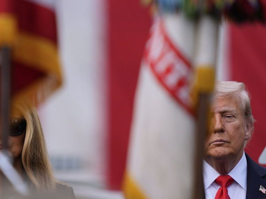 Trump calls on all NATO countries to stop buying Russian oil