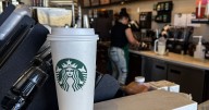 Starbucks confirma cierre masivo de tiendas y despidos por reestructuración; ¿afectará a México?