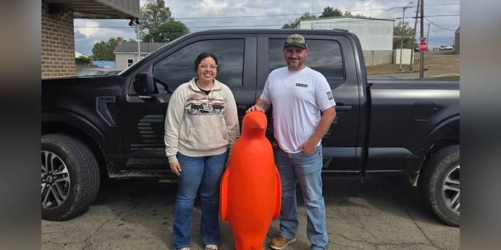 Penguin statue stolen from hotel-museum in St. Louis recovered in southeast Mo.