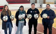 Candidatos del PICH entregaron material deportivo en el club Fontana de Trevelin