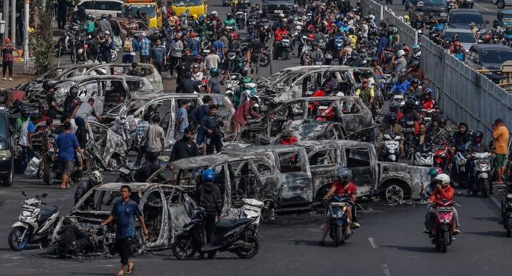 Indonesia: 1.240 detenidos tras una semana de protestas y disturbios