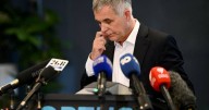 Optus chief blames human error for triple