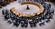 Consejo de Seguridad de la ONU vota a favor de reanudar sanciones contra Irán