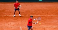 Barrios y Soto festejan en el dobles y Chile cierra la serie ante Luxemburgo por Copa Davis