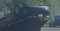 Volcadura en la Novena tras invasión de carril