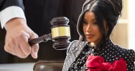 Cardi B fue absuelta de las acusaciones de agresión a una guardia de seguridad, en juicio millonario